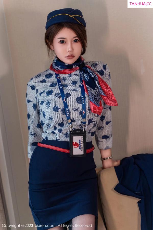 甜妮  [XiuRen]高清写真图 2023.12.28 No.7879 甜妮 黑丝美腿第16张图片